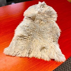 100% Genuine Sheepskin Rug